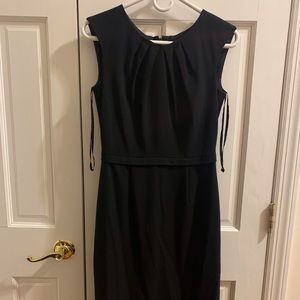 Tahari cocktail dress w pleated neckline